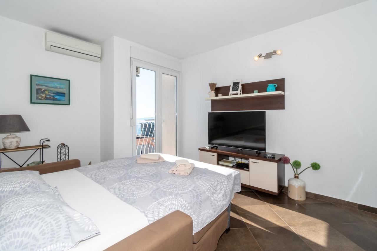 Trstenik Beach Apartment สปลิท ภายนอก รูปภาพ